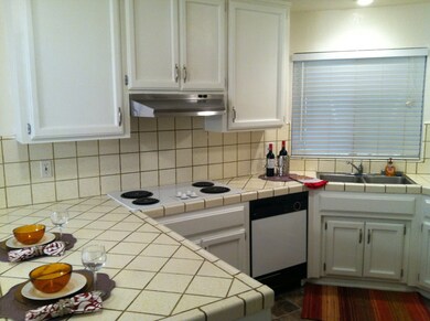 3995 RIVERVIEW 003