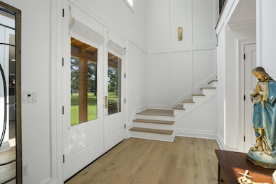 ENTRY FOYER