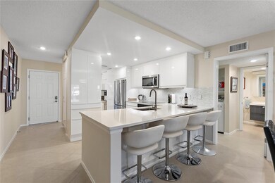 4780 Brittany Dr S unit 11, Saint Petersburg, FL 33715 - photo 6