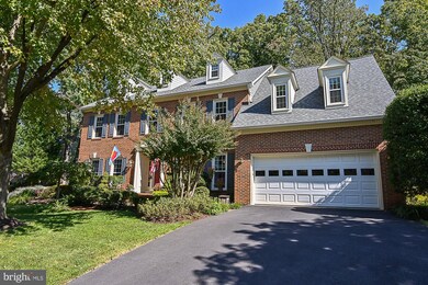 8519 Oak Pointe Way, Fairfax Station, VA 22039 - photo 4
