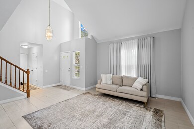 1303 York Dr, Carpentersville, IL 60110 - photo 2