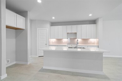 This kitchen is by far any chef’s dream! This spac