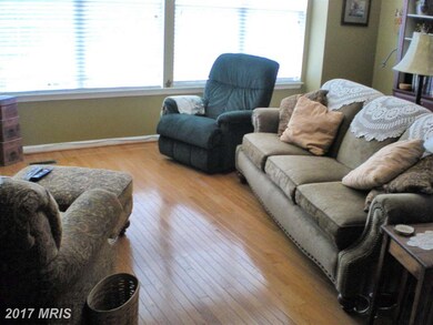 109 Lavenport Cir, Frederick, MD 21702 - photo 3