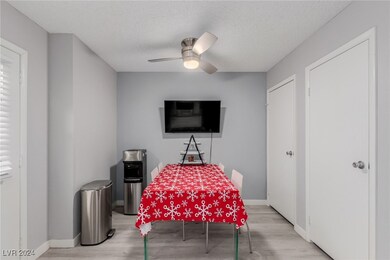 7078 Burcot Ave unit B15, Las Vegas, NV 89156 - photo 5