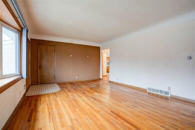 2712 14th Ave SE, Cedar Rapids, IA 52403 - photo 4