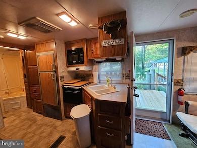 348,347 Comanche Dr unit GLEN 1, Earleville, MD 21919 - photo 3