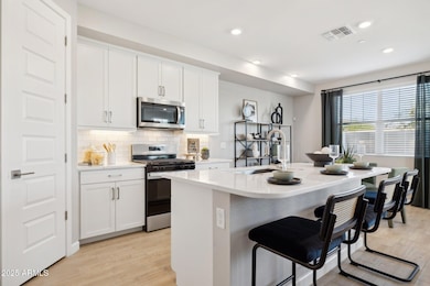 5878 E Zachary Dr, Phoenix, AZ 85054 - photo 7