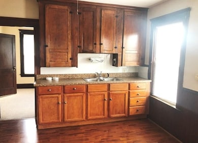 643 Rathbun St, Blackstone, MA 01504 - photo 6