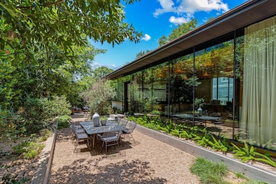 View of patio / terrace with outdoor dining space