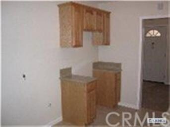 2123 E Knopf St, Compton, CA 90222 - photo 5