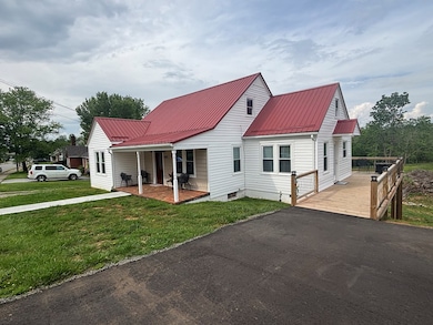 1105 N Main St, Hillsville, VA 24343 - photo 2
