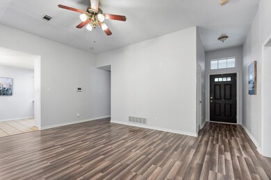 2101 Leslie St, Denton, TX 76205 - photo 5