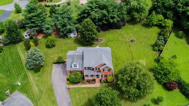 Cul de sac, private lot that's almost an acre!