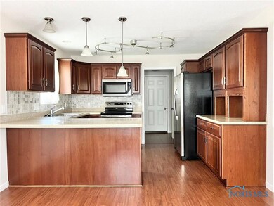 647 Villa S unit 10A, Findlay, OH 45840 - photo 5