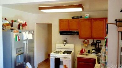 2109 W 153rd St, Compton, CA 90220 - photo 5