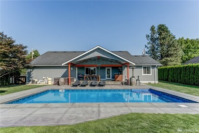 507 W 1st St, Nooksack, WA 98247 - photo 4