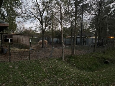 2475 Druid St, Houston, TX 77091 - photo 4