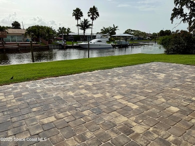 57 Riverview Ln Cocoa Beach