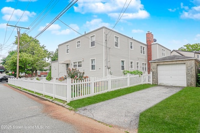 124 Dutchess Ave, Staten Island, NY 10304 - photo 4