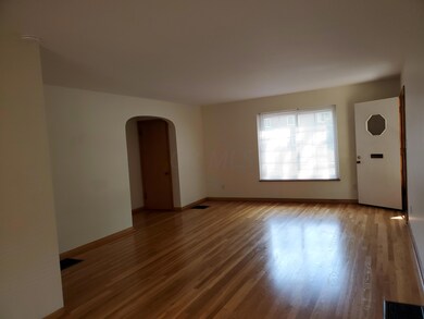1518 Waltham Rd unit 1524, Upper Arlington, OH 43221 - photo 3