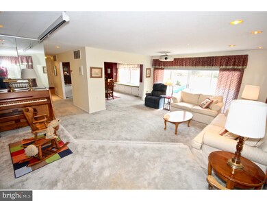 523 Hunter St, Woodbury, NJ 08096 - photo 5