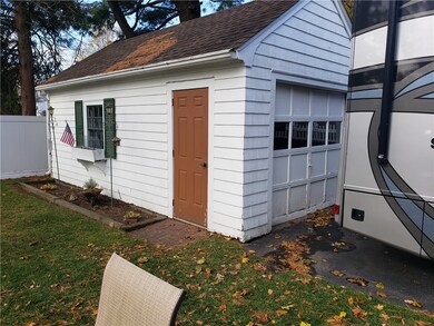 unlisted-address, Cranston, RI 02910 - photo 5