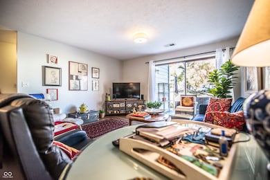 946 Lenox Ln unit 104, Carmel, IN 46032 - photo 5