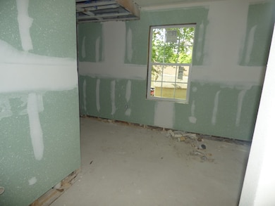 227 N James Ave, McComb, MS 39648 - photo 7