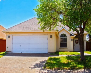 312 Cinnamon Teal Loop, Laredo, TX 78045 - photo 2