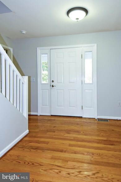 115 Hackberry Ln, Bluemont, VA 20135 - photo 4