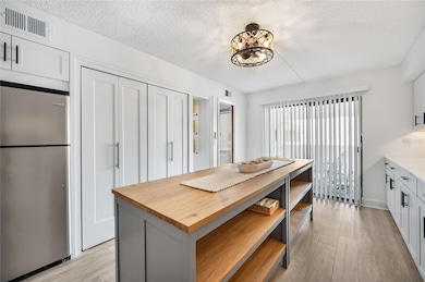 1007 Gulf Dr N unit 106, Bradenton Beach, FL 34217 - photo 6