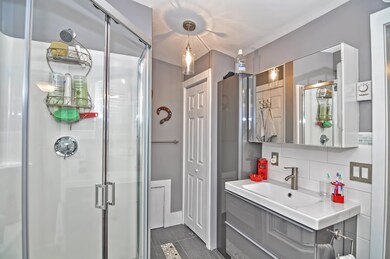 54 Spring St, Somerville, MA 02143 - photo 6