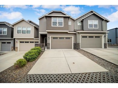 230 N 43rd Place, Ridgefield, WA 98642 - photo 2