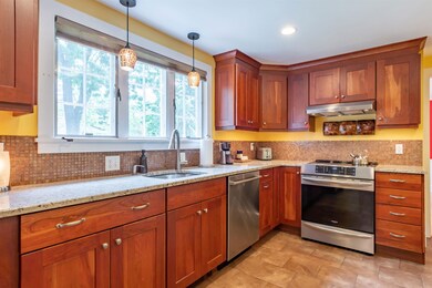 100 Wellington St, Nashua, NH 03064 - photo 4