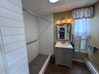 28 Garfield St unit 1, Franklin, MA 02038 - photo 7