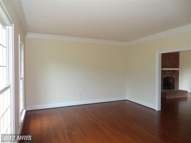 6141 Ridgemont Dr, Centreville, VA 20120 - photo 3