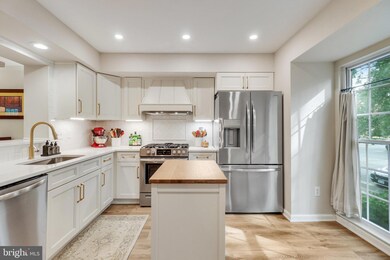 20358 Briarcliff Terrace, Sterling, VA 20165 - photo 3