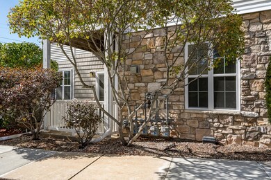 Spicket Commons unit 115, Methuen, MA 01844 - photo 3