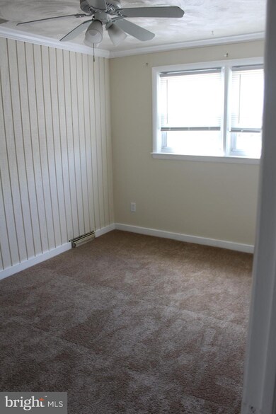 5411 Highridge St, Halethorpe, MD 21227 - photo 4