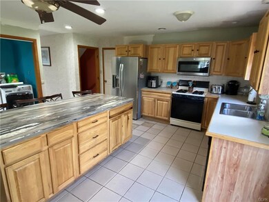 363 Pine Valley Rd, New Ringgold, PA 17960 - photo 5