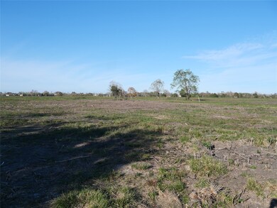 011 County Road 158, Alvin, TX 77511 - photo 2