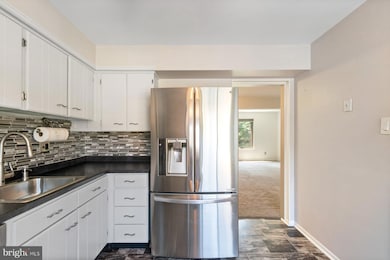 5855 Whisper Way, Elkridge, MD 21075 - photo 7