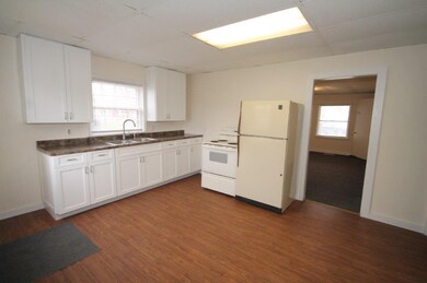 2131 Mckinley Ave, Columbus, IN 47201 - photo 6