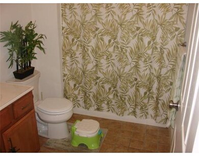 146 Marlborough St, Chelsea, MA 02150 - photo 4