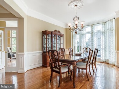 21588 Burnt Hickory Ct, Broadlands, VA 20148 - photo 5