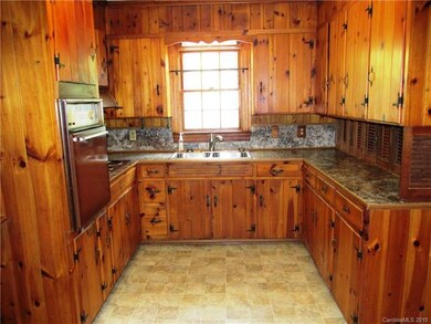 213 S Elm St, Marshville, NC 28103 - photo 5