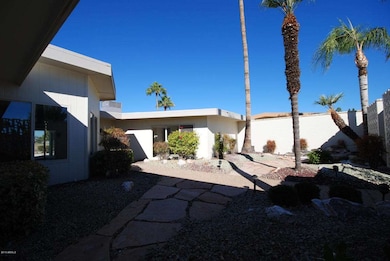 10718 W Wheatridge Dr, Sun City, AZ 85373 - photo 3