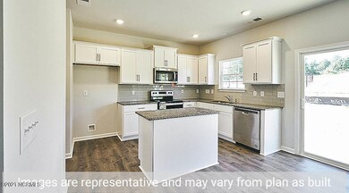 Pinehurst_White_Cabinets (4)