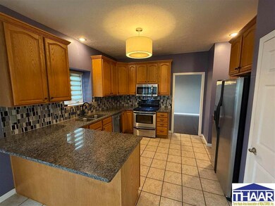 469 S Dobbs Dell St, Terre Haute, IN 47803 - photo 7