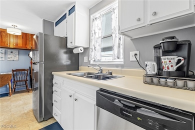 16033 Hibiscus Way, North Fort Myers, FL 33903 - photo 2